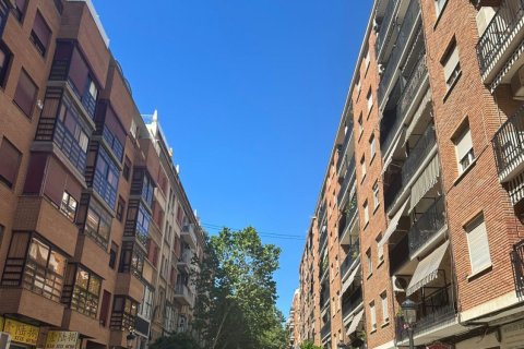 Commercial property à vendre Valencia, Espagne, 392 m2 No. 116823 - photo 1