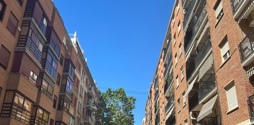 Commercial property Valencia, Espagne 392 m2 No. 116823