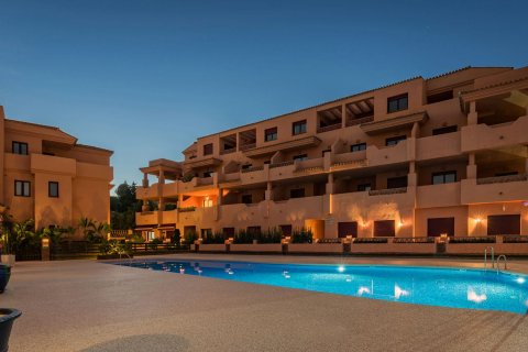 Apartment à vendre Benahavis, Malaga, Espagne, 2 chambres, 80 m2 No. 137050 - photo 4