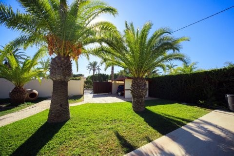 Villa pārdošanā Cabo Roig, Alicante, Spānijā 3 istabas, 294 m2 Nr. 144721 - attēls 3