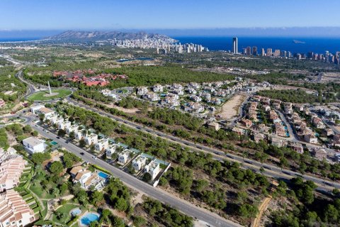 Villa en venta en Benidorm, Alicante, España 3 dormitorios, 264 m2 No. 144720 - foto 17