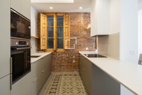 Dzīvoklis pārdošanā Barcelona, Spānijā 3 istabas, 150 m2 Nr. 168933 - attēls 14