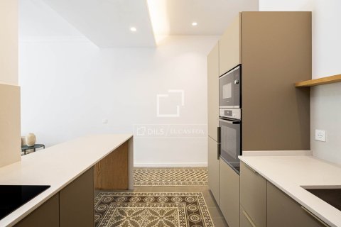 Dzīvoklis pārdošanā Barcelona, Spānijā 3 istabas, 150 m2 Nr. 168933 - attēls 16