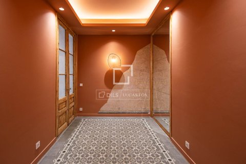 Dzīvoklis pārdošanā Barcelona, Spānijā 3 istabas, 150 m2 Nr. 168933 - attēls 21