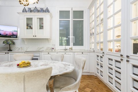 Dzīvoklis pārdošanā Barcelona, Spānijā 5 istabas, 302 m2 Nr. 168930 - attēls 12