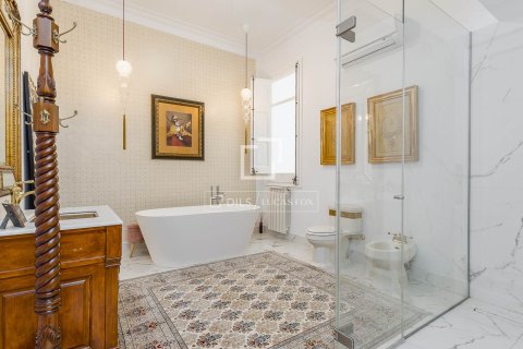 Dzīvoklis pārdošanā Barcelona, Spānijā 5 istabas, 302 m2 Nr. 168930 - attēls 22