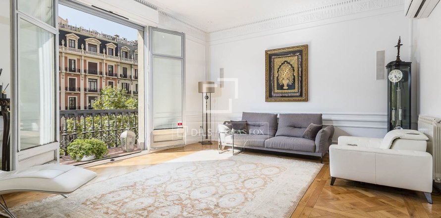 Apartament w Barcelona, Hiszpania 5 sypialni, 302 mkw. nr 168930
