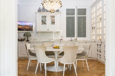 Dzīvoklis pārdošanā Barcelona, Spānijā 5 istabas, 302 m2 Nr. 168930 - attēls 9