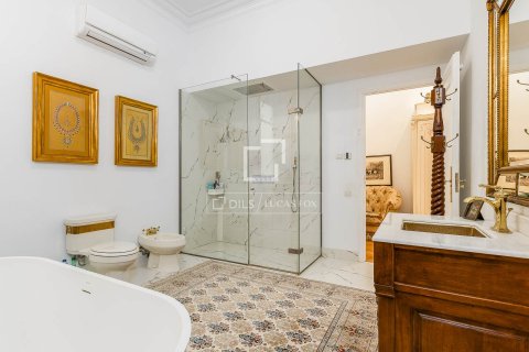 Dzīvoklis pārdošanā Barcelona, Spānijā 5 istabas, 302 m2 Nr. 168930 - attēls 25