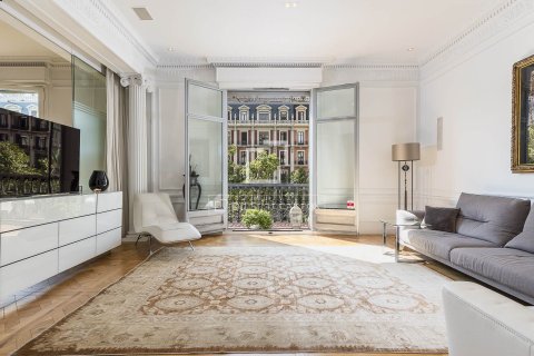 Dzīvoklis Barcelona, Spānijā 5 istabas, 302 m2 Nr. 168930