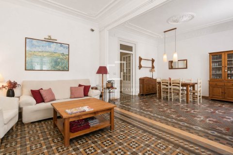 Huoneisto myytävänä Barcelona, Espanja, 3 makuuhuonetta, 156 m2 No. 168934 - kuva 17