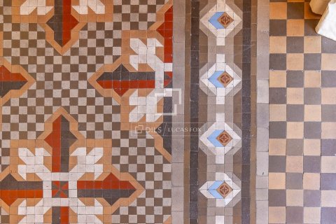 Dzīvoklis pārdošanā Barcelona, Spānijā 3 istabas, 156 m2 Nr. 168934 - attēls 15