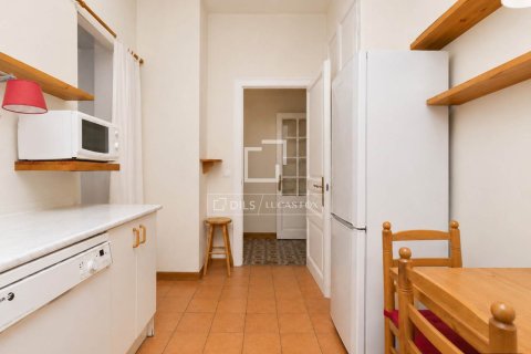 Huoneisto myytävänä Barcelona, Espanja, 3 makuuhuonetta, 156 m2 No. 168934 - kuva 24