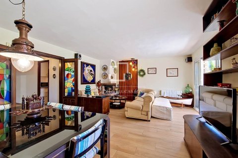 Apartment for sale in Vilanova i la Geltru, Barcelona, Spain 3 bedrooms, 93 sq.m. No. 168931 - photo 10