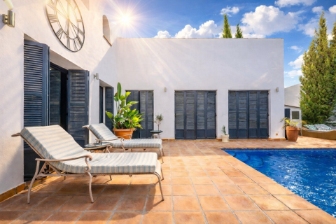 Villa for sale in El Valle Golf Resort, Murcia, Spain 5 bedrooms, 400 sq.m. No. 161516 - photo 4