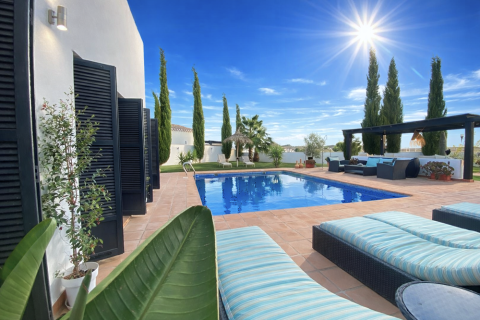 Villa for sale in El Valle Golf Resort, Murcia, Spain 5 bedrooms, 400 sq.m. No. 161516 - photo 7