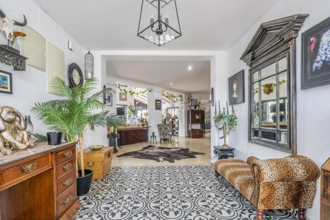 Villa for sale in El Valle Golf Resort, Murcia, Spain 5 bedrooms, 400 sq.m. No. 161516 - photo 17