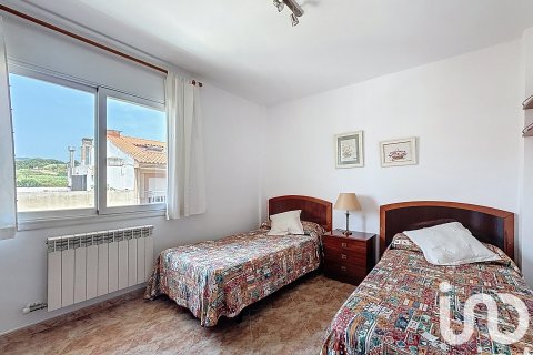 Hus till salu i Pineda de Mar, Barcelona, Spanien 5 sovrum, 469 kvm. Nr. 153378 - foto 23