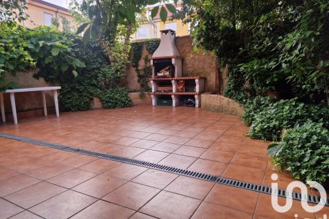 Продажа таухауса в Леон, Испания 165м2 №153373 - фото 2