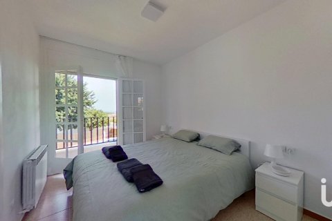 Hus till salu i Creixell, Tarragona, Spanien 4 sovrum, 345 kvm. Nr. 153375 - foto 11