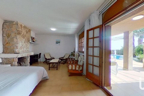 Hus till salu i Creixell, Tarragona, Spanien 4 sovrum, 345 kvm. Nr. 153375 - foto 20