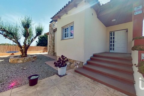 Hus till salu i Creixell, Tarragona, Spanien 4 sovrum, 345 kvm. Nr. 153375 - foto 29