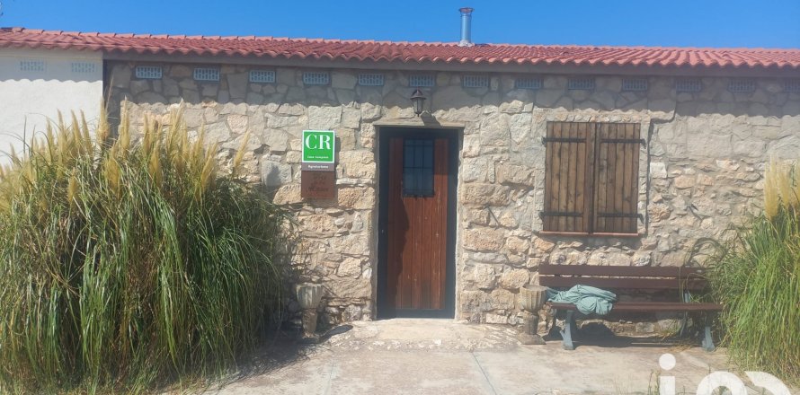 Māja Mequinenza, Zaragoza, Spānijā 3 istabas, 233 m2 Nr. 153376