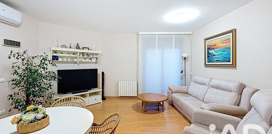 Apartment in Tordera, Barcelona, Spain 2 bedrooms, 92 sq.m. No. 188200