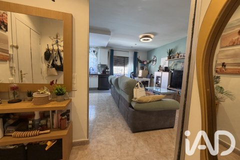 Apartment for sale in Tàrrega, Lleida, Spain 3 bedrooms, 94 sq.m. No. 188202 - photo 5