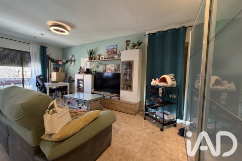 Apartment for sale in Tàrrega, Lleida, Spain 3 bedrooms, 94 sq.m. No. 188202 - photo 4
