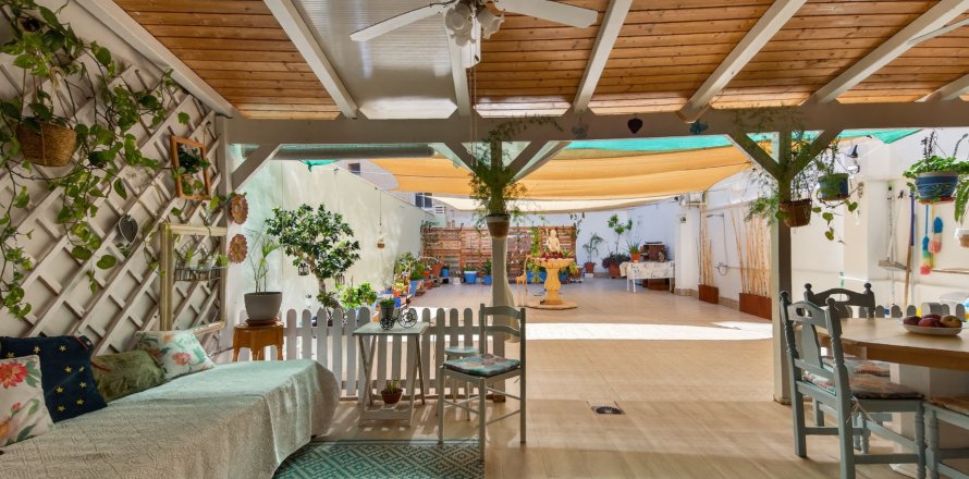 Wohnung in Torrevieja, Alicante, Spanien 2 Schlafzimmer, 64 m2 Nr. 160877