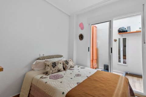 Wohnung zum Verkauf in Torrevieja, Alicante, Spanien 2 Schlafzimmer, 64 m2 Nr. 160877 - Foto 19