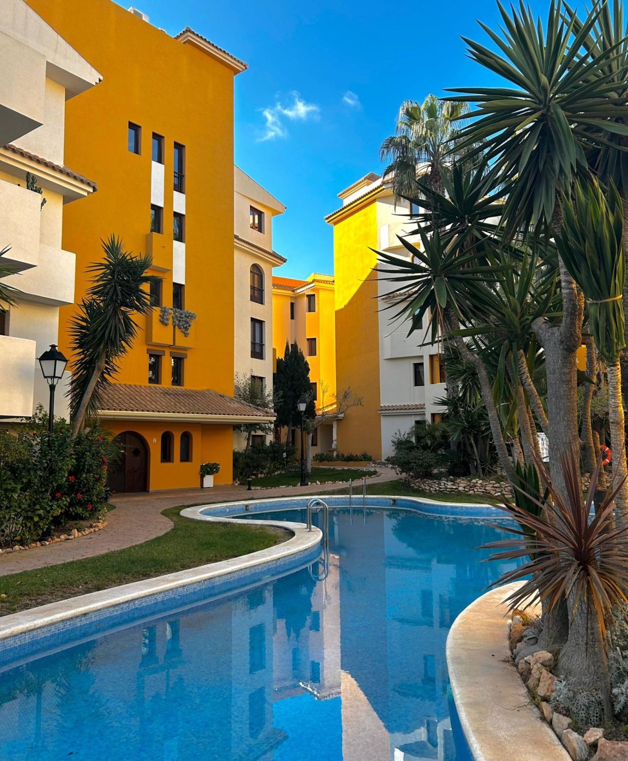 Huoneisto Punta Prima, Alicante, Espanja 2 makuuhuonetta, 156 m2 No. 195473