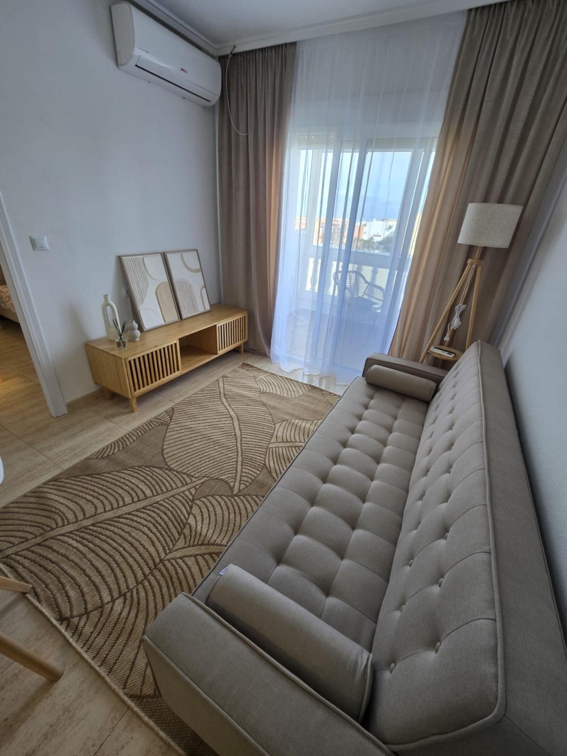 Apartamento en Torrevieja, Alicante, España 1 dormitorio, 59 m2 No. 195471