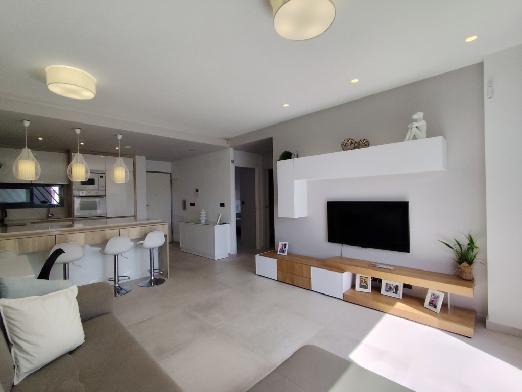Apartamento en Guardamar del Segura, Alicante, España 3 dormitorios, 94 m2 No. 195477