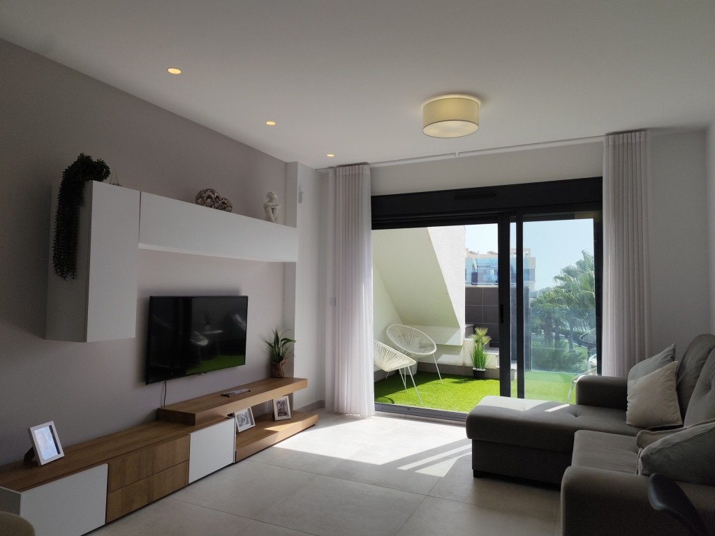 Apartamento en Guardamar del Segura, Alicante, España 3 dormitorios, 94 m2 No. 195477