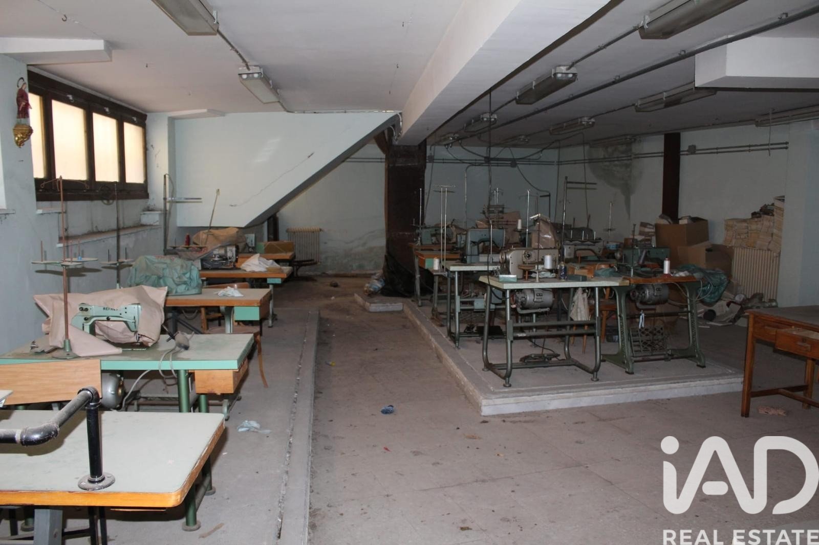 Commercial property à Ciudad Rodrigo, Salamanca, Espagne 1814 m2 No. 172461