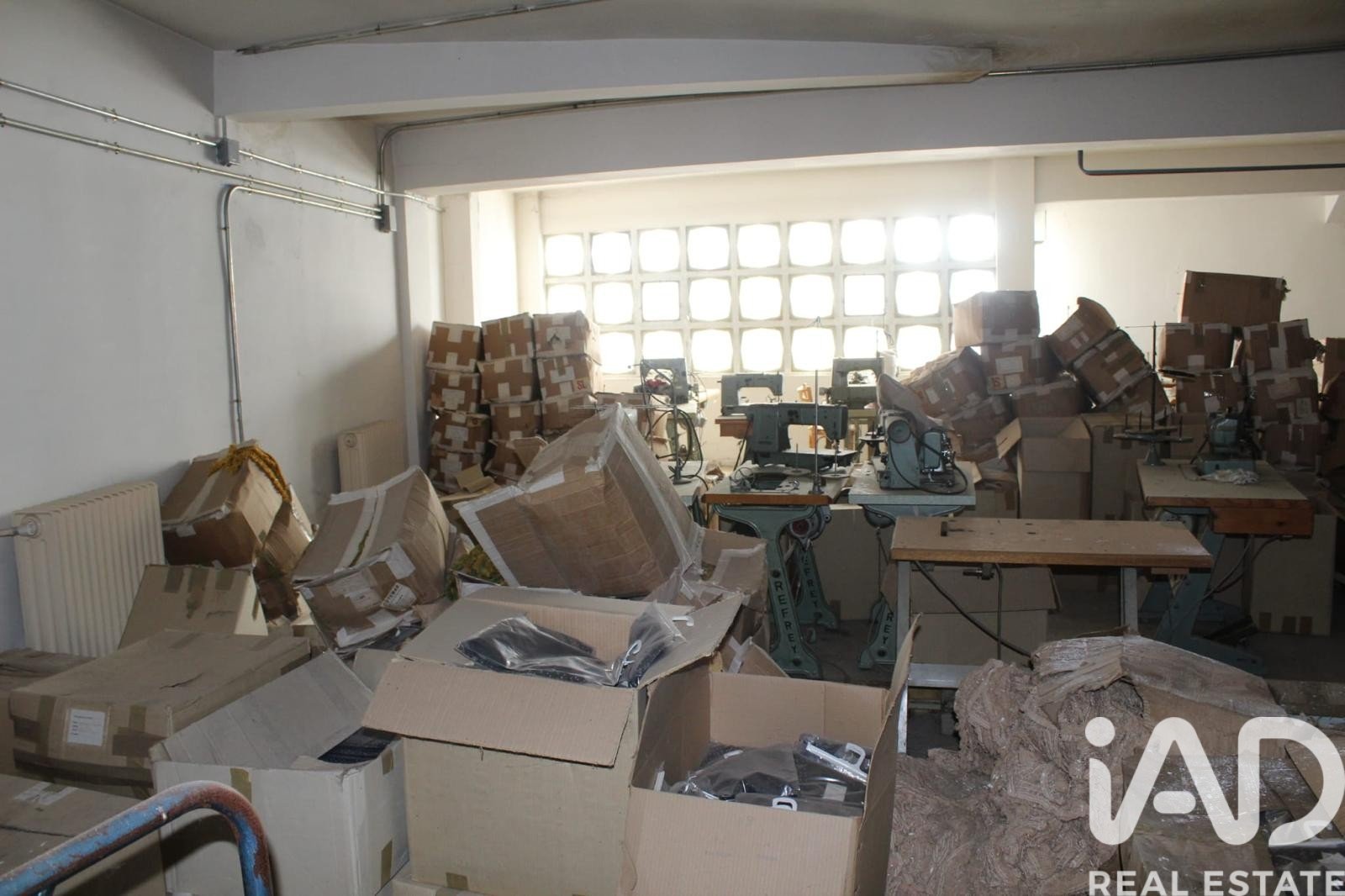 Commercial property à Ciudad Rodrigo, Salamanca, Espagne 1814 m2 No. 172461