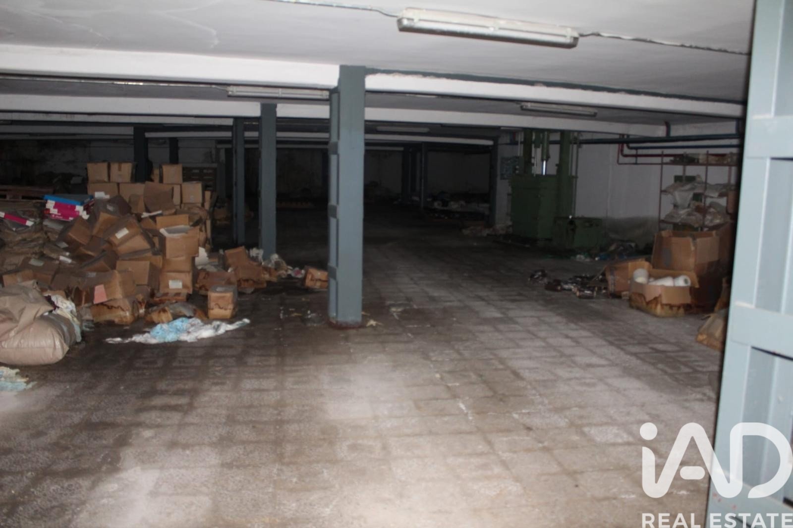 Commercial property à Ciudad Rodrigo, Salamanca, Espagne 1814 m2 No. 172461