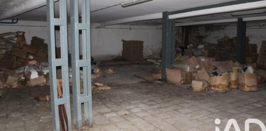 Commercial property in Ciudad Rodrigo, Salamanca, Spain 1814 sq.m. No. 172461