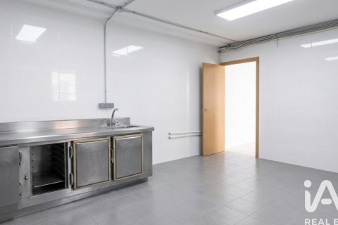 Commercial property for sale in Haro, La Rioja, Spain 909 sq.m. No. 172458 - photo 5