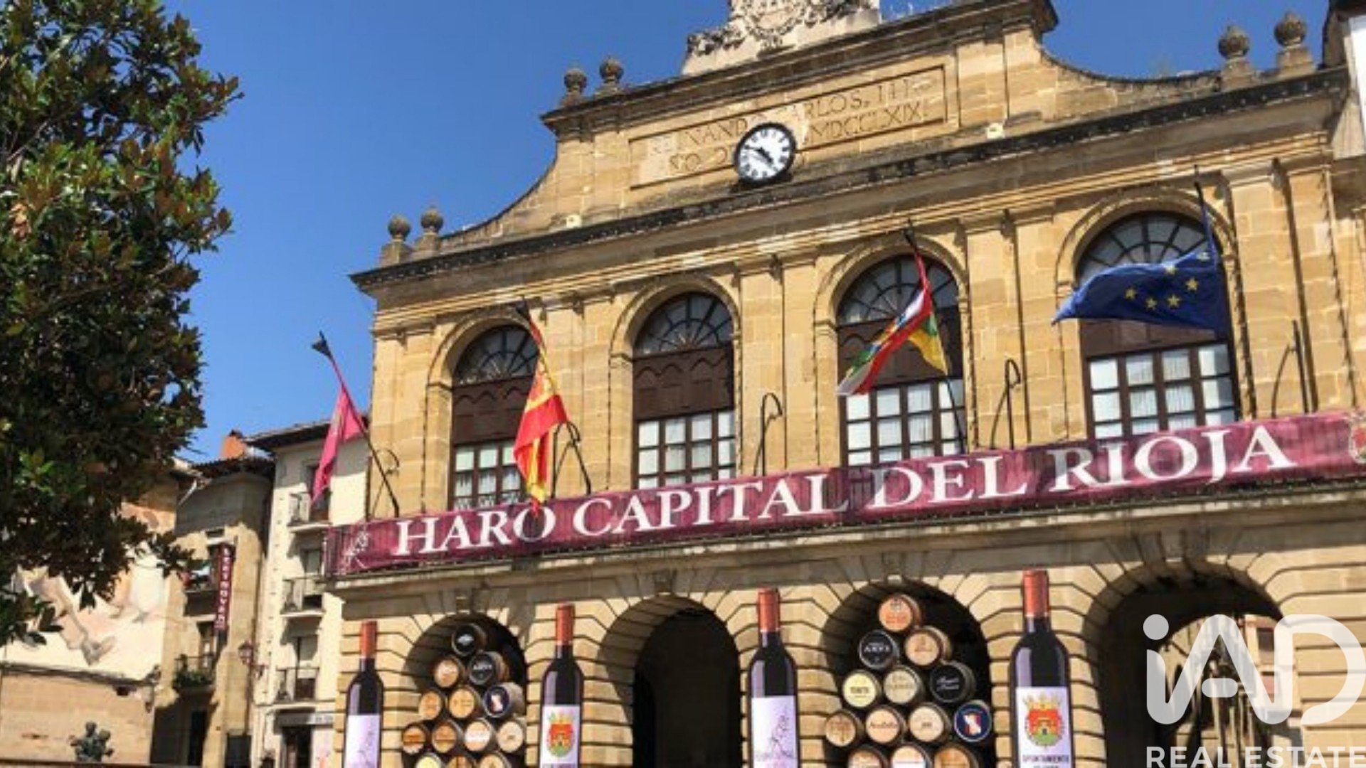 Commercial property à Haro, La Rioja, Espagne 909 m2 No. 172458