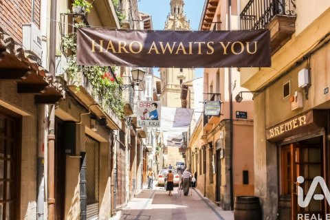 Commercial property for sale in Haro, La Rioja, Spain 909 sq.m. No. 172458 - photo 24