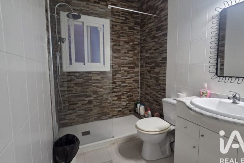 Apartamento en venta en Les Roquetes, Barcelona, España 3 dormitorios, 98 m2 No. 172163 - foto 17