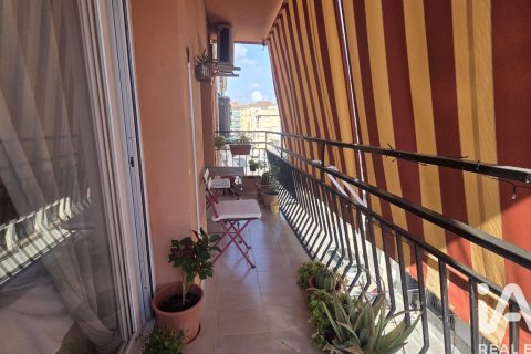 Apartamento en venta en Les Roquetes, Barcelona, España 3 dormitorios, 98 m2 No. 172163 - foto 3