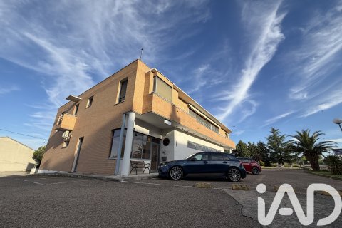 Commercial property for sale in Medina del Campo, Valladolid, Spain 1037 sq.m. No. 172168 - photo 21