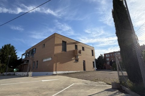 Commercial property for sale in Medina del Campo, Valladolid, Spain 1037 sq.m. No. 172168 - photo 12
