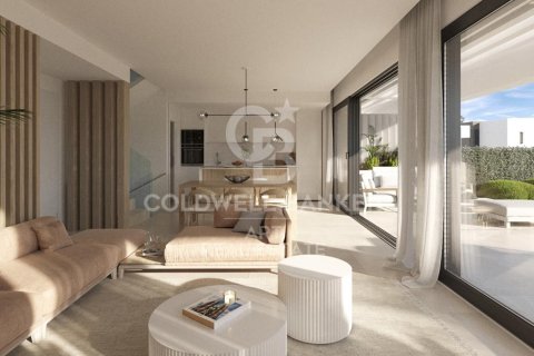 Hus till salu i Estepona, Malaga, Spanien 3 sovrum, 207 kvm. Nr. 159718 - foto 6