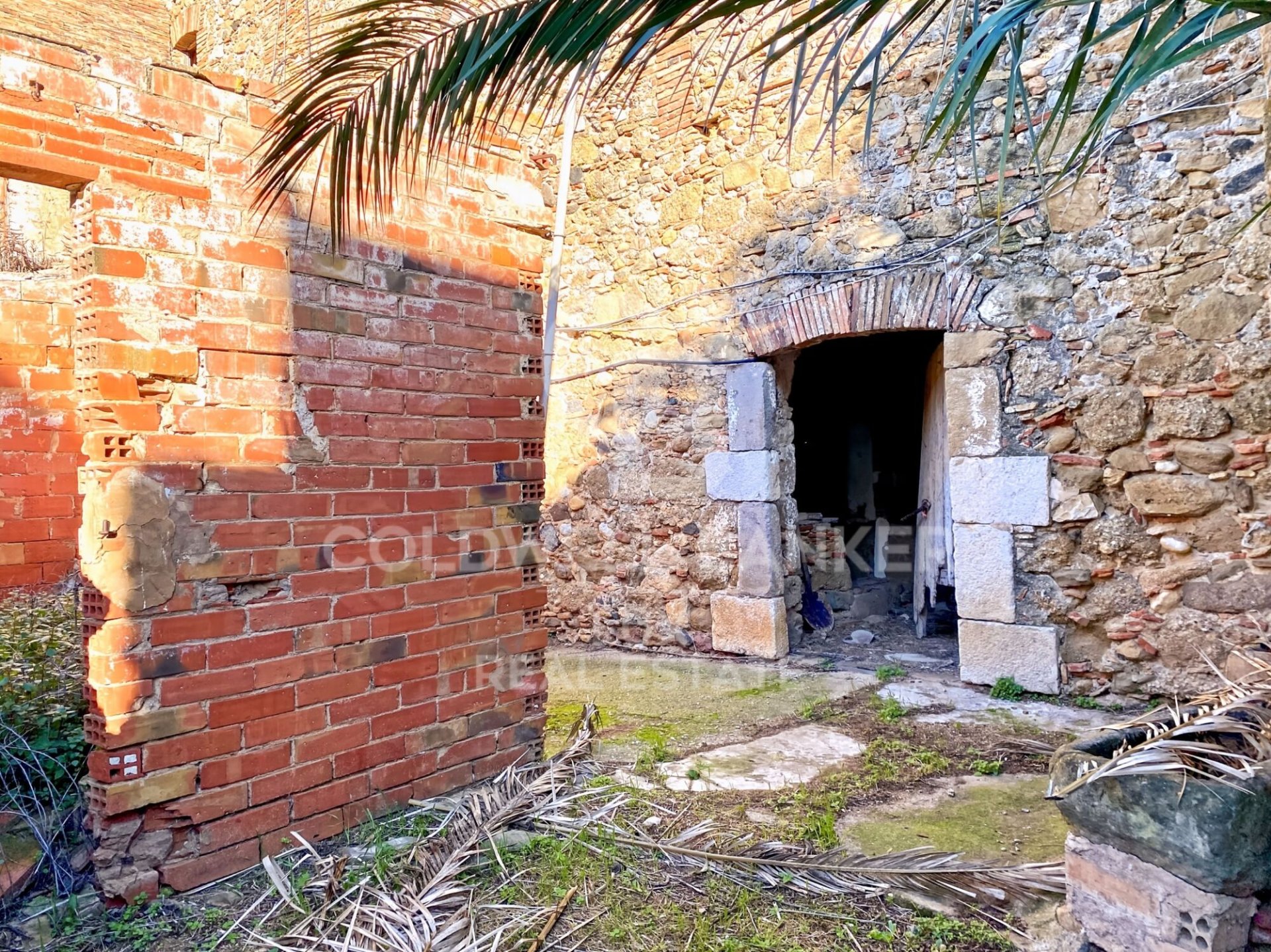 Сasa en Girona, Gerona, España 6 dormitorios, 900 m2 No. 159721