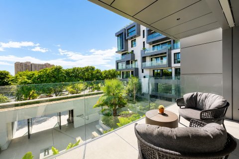 Apartamento en Palma de Mallorca, Mallorca, España 2 dormitorios, 95 m2 No. 180920
